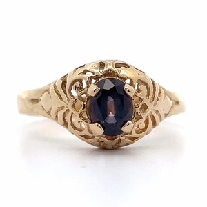 Oval Garnet Filigree Domed Vintage Ring in Yellow Gold