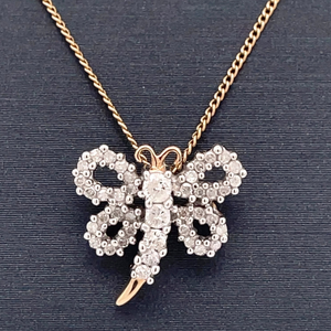 Sparkling Diamond Dragon Fly Pendant Necklace in Yellow Gold