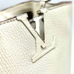 Louis Vuitton White Parnassus Capucines MM Taurillon One Handle Bag - Authentic $7,500 Retail