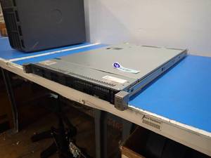 lot 12 image: HP&nbspProLiant DL360 Gen9 Server  Power supply HSTNS-PC40 (x2 units)  RAID Card P440ar  CPU INTEL XEON E5-2620 V3 2.4 Ghz (x2 units)  128GB DDR4 RAM  NO HDs  8 HD Bays  Includes CAB-AC power cable 