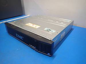 lot 13 image: EMC2&nbspBPE25 VNXe 3200  25 HD Bays  Faceplate is slightly loose  Includes CAB-AC power cable