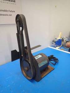 lot 67 image: Montgomery Ward&nbspYWL-45200 Belt Sander  No buttons, switches or settings, just plug-in and go
