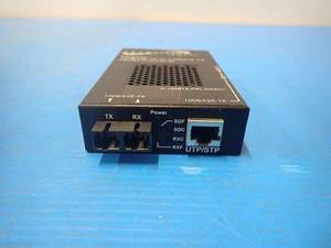 lot 76 image: Transition Networks&nbsp100BASE-TX to 100BASE-FX Bridging Converter