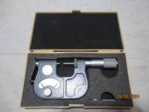 Mitutoyo 0-1 pressure micometer wi...