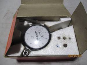 Mitutoyo dial indicator in original...