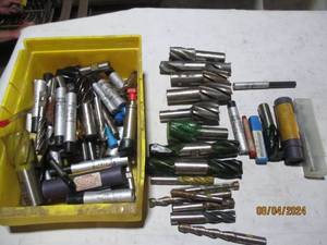 Lot of larger sized machinist end m...