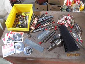 Assortment of machinist end mill fl...