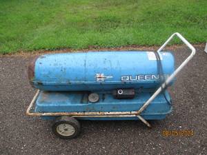 Queen-B 150K BTU industrial grade g...