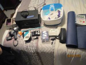 Random lot of VHS players, spotligh...