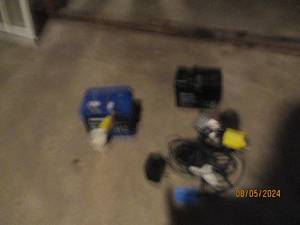 12v batteries and charging power su...