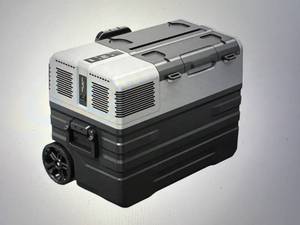 Glarewheel 52-Qt. Wheeled Thermoelectric Freezer Refrigerator