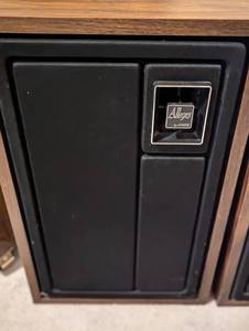 Pair of Zenith Allegro 3000 Speakers
