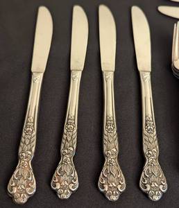 Versailles Stainless Flatware Set