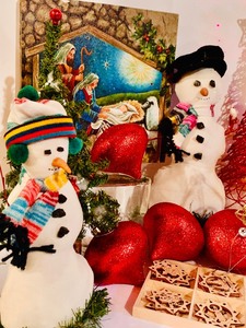 Fun Christmas Decor, Including Projection Light
