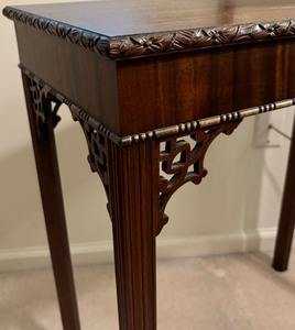 lot 42A image: Elegant Accent Table