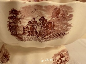 lot 47 image: Antique W.F. Copeland Brown Transferware Pedestal Bowl