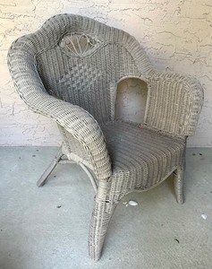 lot 76 image: Charming Woven Chair