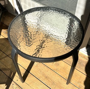 lot 91 image: Glass Top Patio Side Table