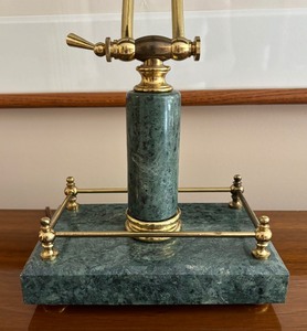 lot 101 image: Marble Based Bankers Desk Lamp