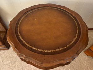 lot 55 image: Vintage Wooden Drum Table with Inlaid Leather Top