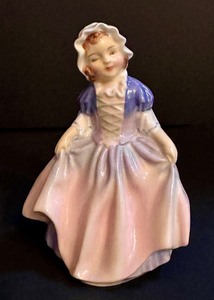 lot 46 image: Royal Doulton Dinky Do Figurine