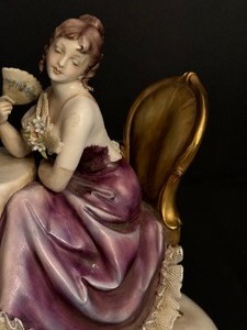 lot 45 image: Vintage Italian Antonio Barsato Play Gypsy Play Porcelain Figurine