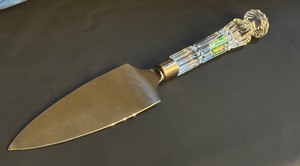 lot 43 image: Waterford Crystal Cake Server