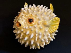 lot 11 image: Vintage Nymphenburg Blowfish