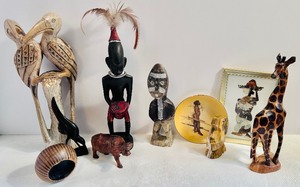 lot 87 image: Grouping of Vintage African Tribal Art Carved Wood Maasai Drummer, Hand Crafted African Giraffe Wooden Sculpture and More