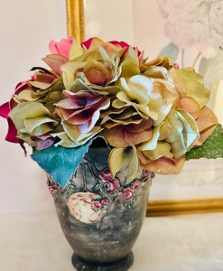 lot 92 image: Vintage Weller Vase, Vintage Haeger Vase and More