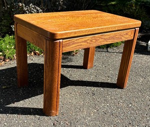 lot 282 image: Wooden Accent Table