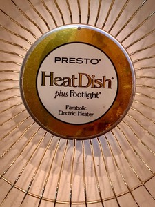 lot 194 image: Presto Electric Heat Dish Fan Heater