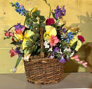 lot 380 image: Fine Faux Florals