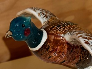 lot 406 image: Vintage Beswick Pheasant Figurine