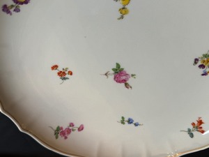 lot 205 image: Vintage Meissen Platter