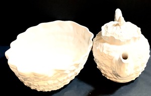 lot 181 image: Vintage Spode Imperial Pineapple Teapot and Bowl