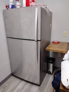 Whirlpool Refrigerator Model WRT511SZDM00