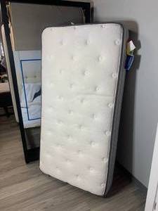 Sealy Twin Soft firmness Mattress