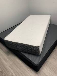 Twin XL Puffy Lux Hybrid Mattress