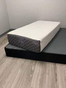 Twin Size Puffy Liz Hybrid Mattress