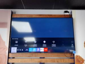 Samsung 55 BET-H Series Crystal UHD 4K Pro TV, Model LH55BETHLGFXGO