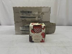 lot 6 image: 2x 6 Wild Red Fruits Scented Candles in Terra Cotta Pots