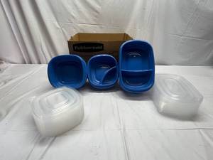 lot 24 image: Rubbermaid Food Containers wCovers