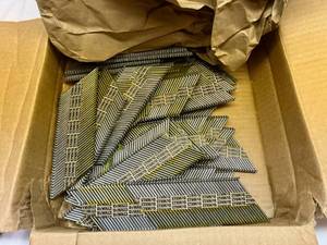 lot 29 image: Dewalt Framing Nails