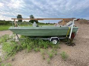 1969 Ouachita RB107 - Boat
