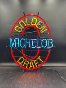 lot N031 image: Michelob Golden Draft Neon Sign