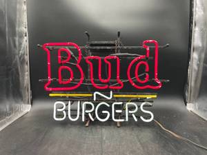lot N391 image: Bud N Burgers Neon Sign