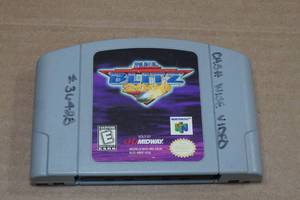 lot 93 image: Nintendo 64 Game - NFL Blitz 2000