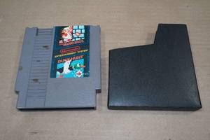 lot 107 image: Nintendo Game -Super Mario BrosDuck Hunt