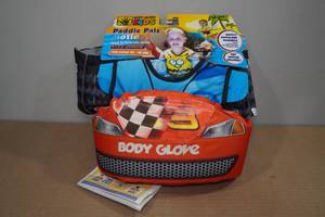 lot 150 image: Body Glove Kids Paddle Pals Motion Life Jacket